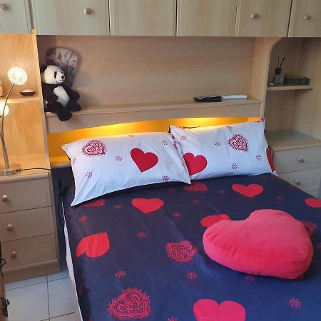Appartement Yoyo. Menton Luaran gambar
