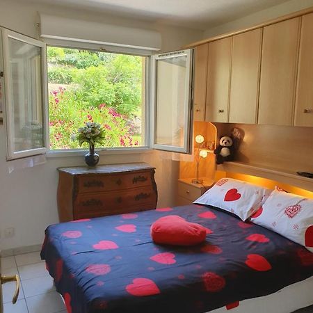 Appartement Yoyo. Menton Luaran gambar