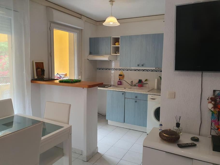 Appartement Yoyo. Menton Luaran gambar