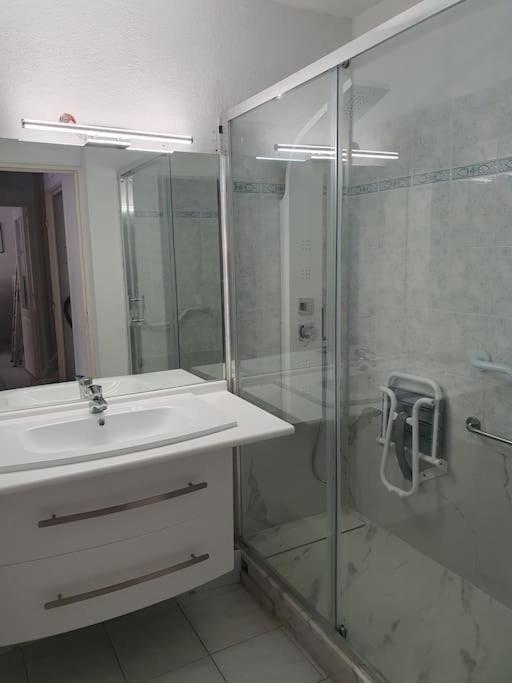 Appartement Yoyo. Menton Luaran gambar